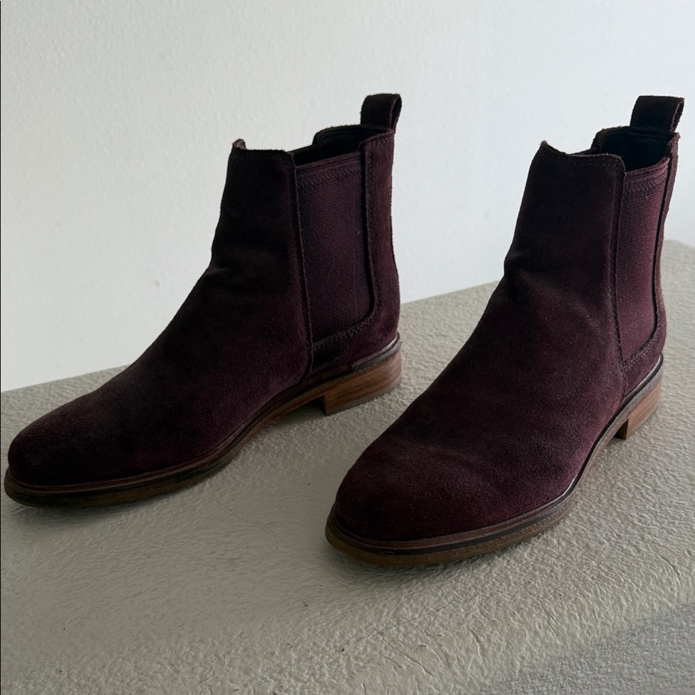 Clarks Women's Ankle Boots in Burgundy Suede